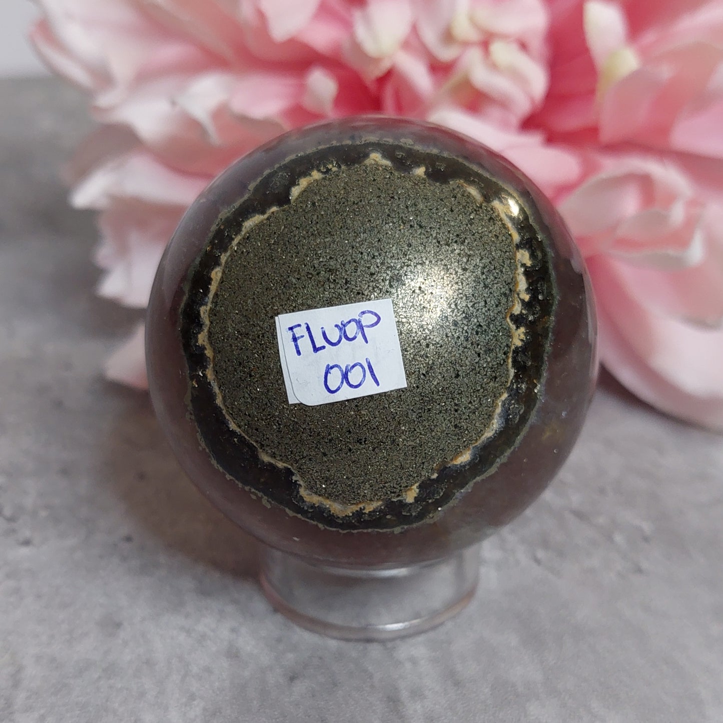 Pallo 5,5cm fluoriitti pyritti