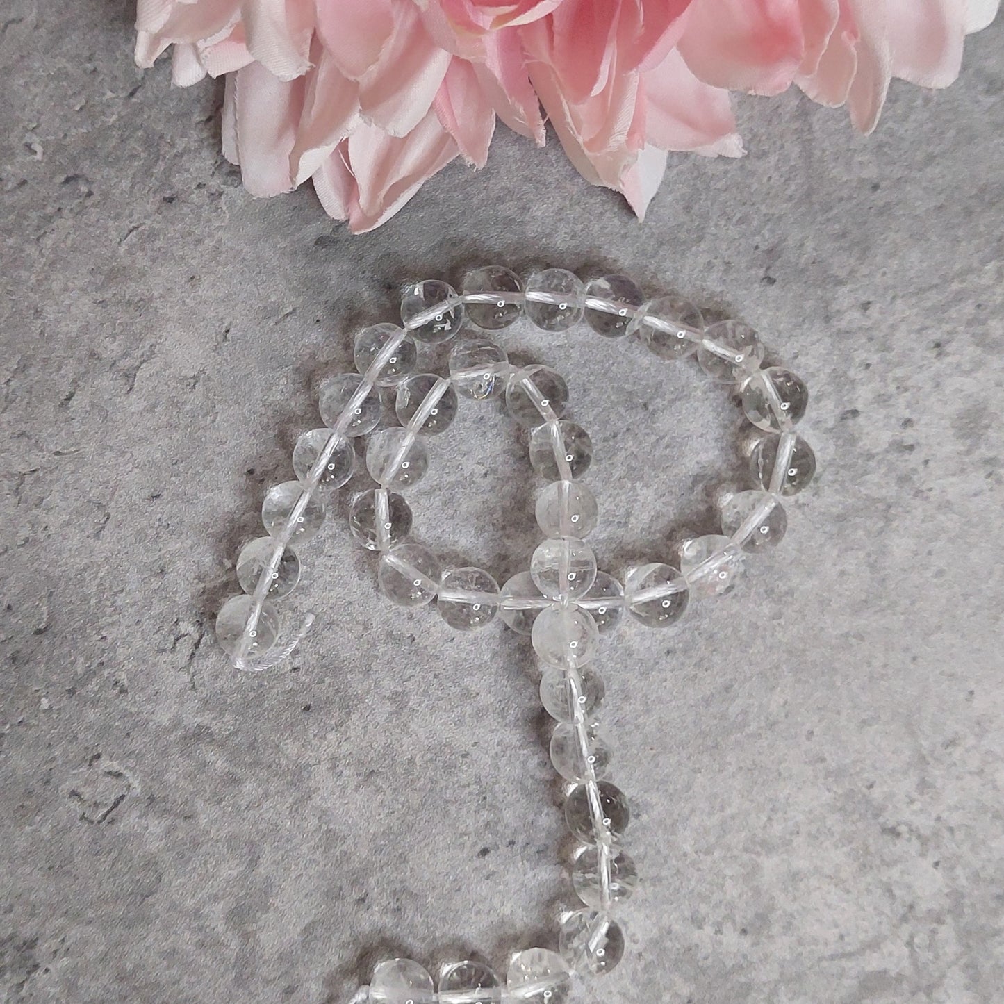 Helmiä 10mm, vuorikristalli 38cm nauha