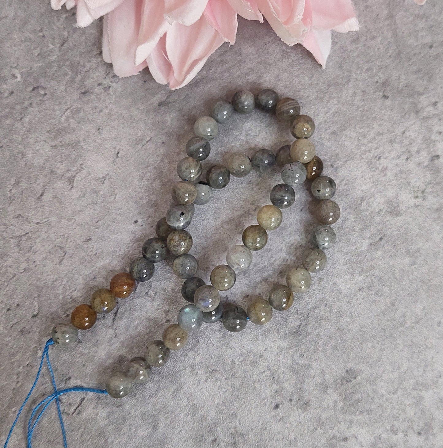 Helmiä 8mm, labradoriitti 38cm nauha
