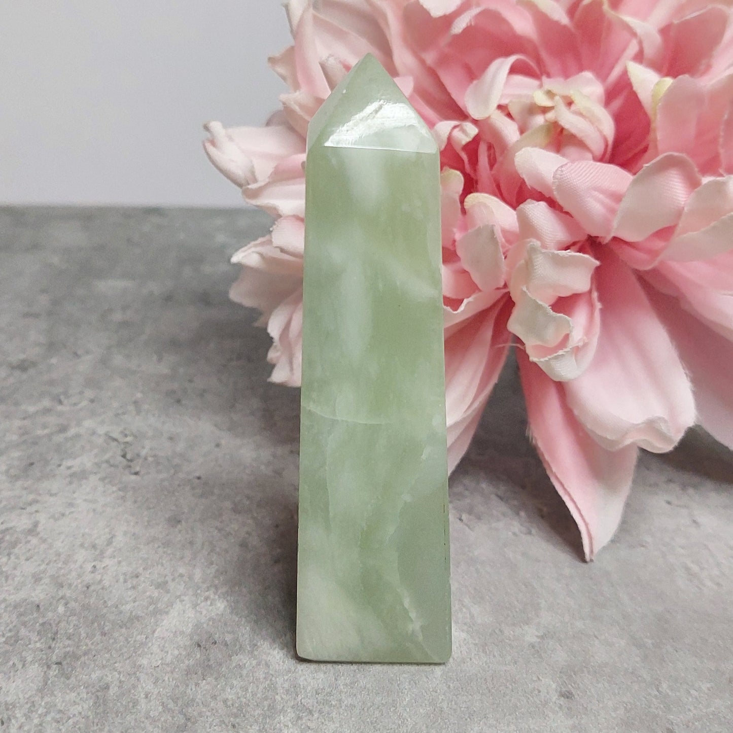 Torni, Jadekalsiitti 10cm