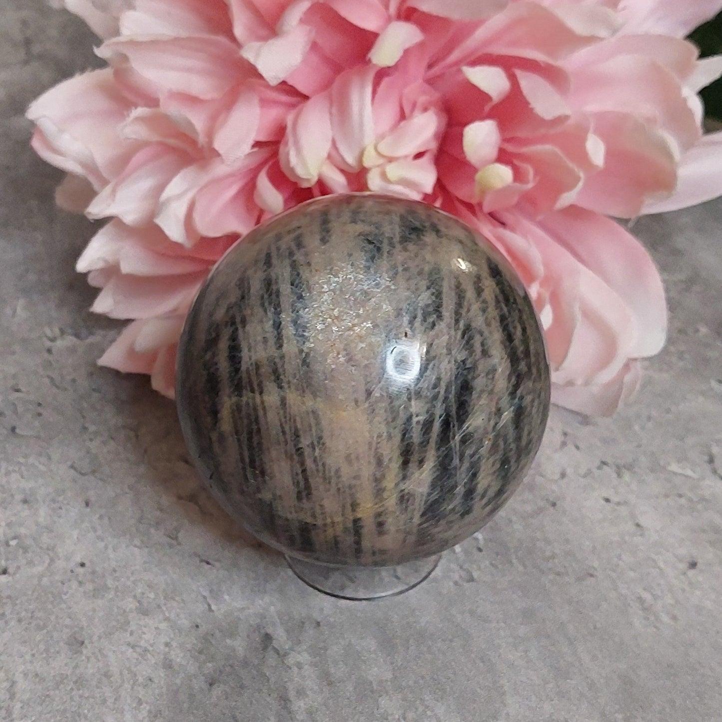 Pallo, musta kuukivi 6,5cm