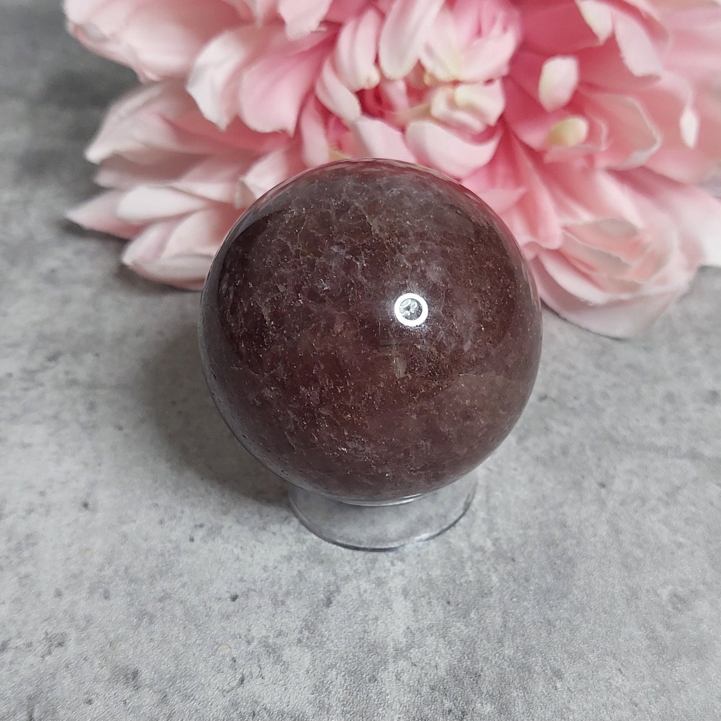 Pallo, mansikkakvartsi 5cm