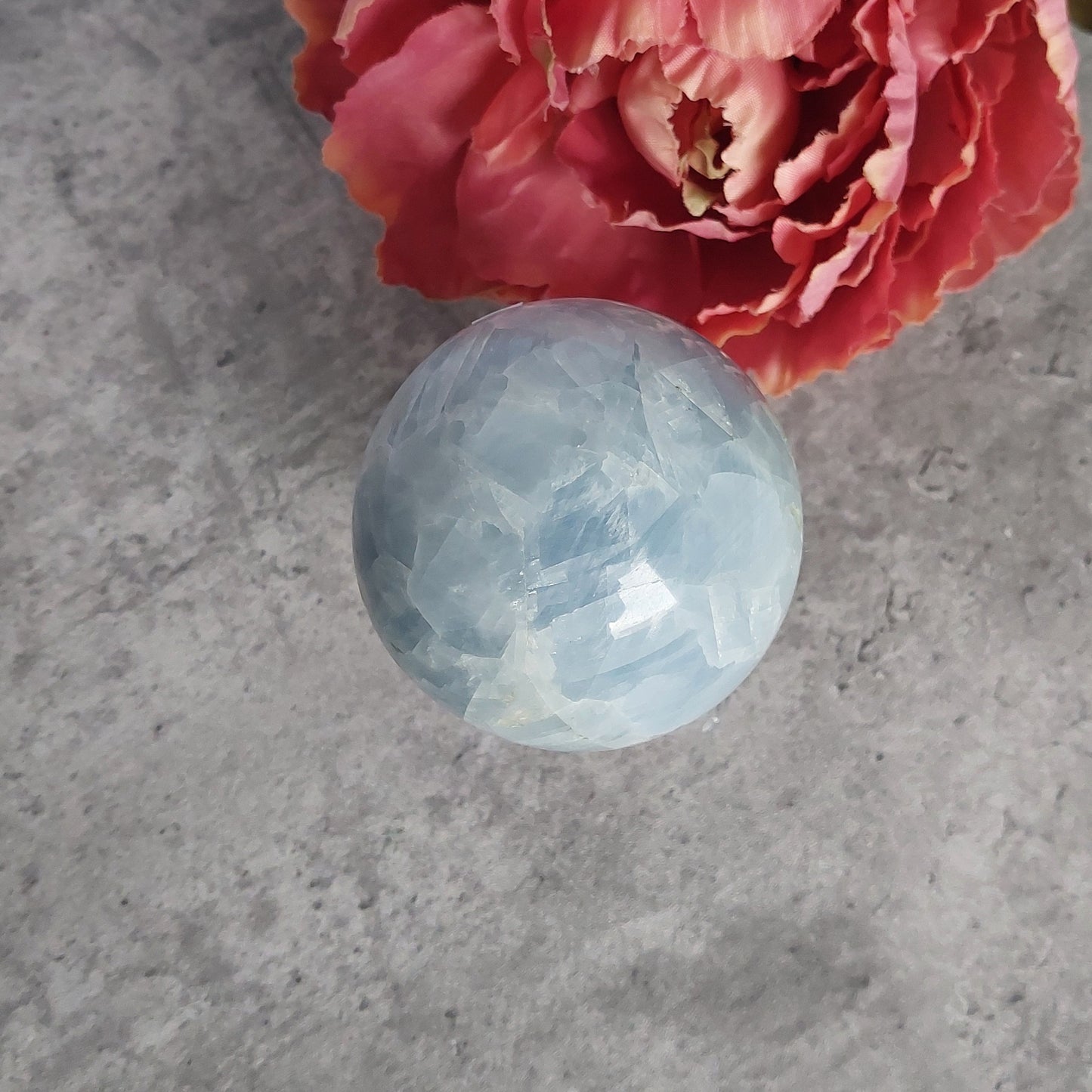 Pallo, sininen kalsiitti, 7,5cm