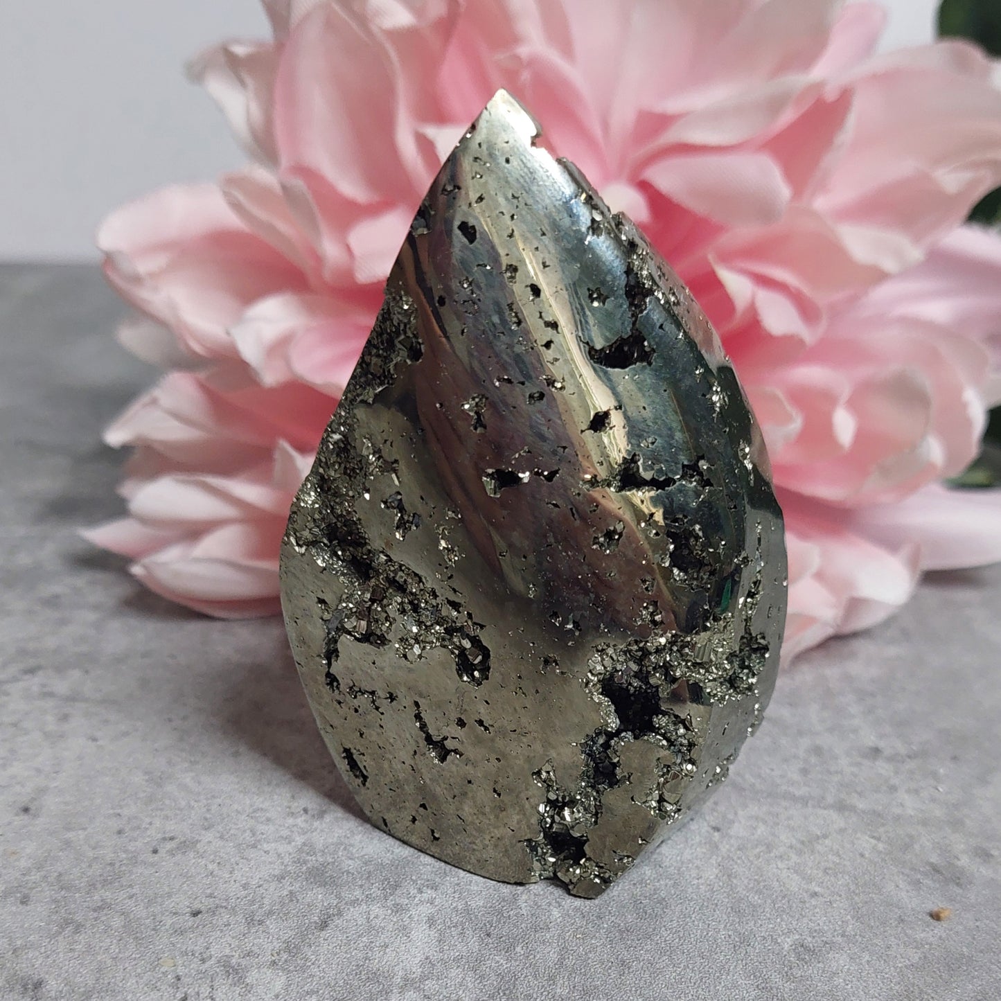 Liekki, pyriitti 8cm
