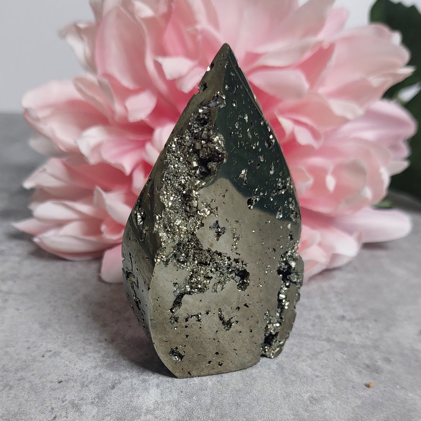Liekki, pyriitti 8cm