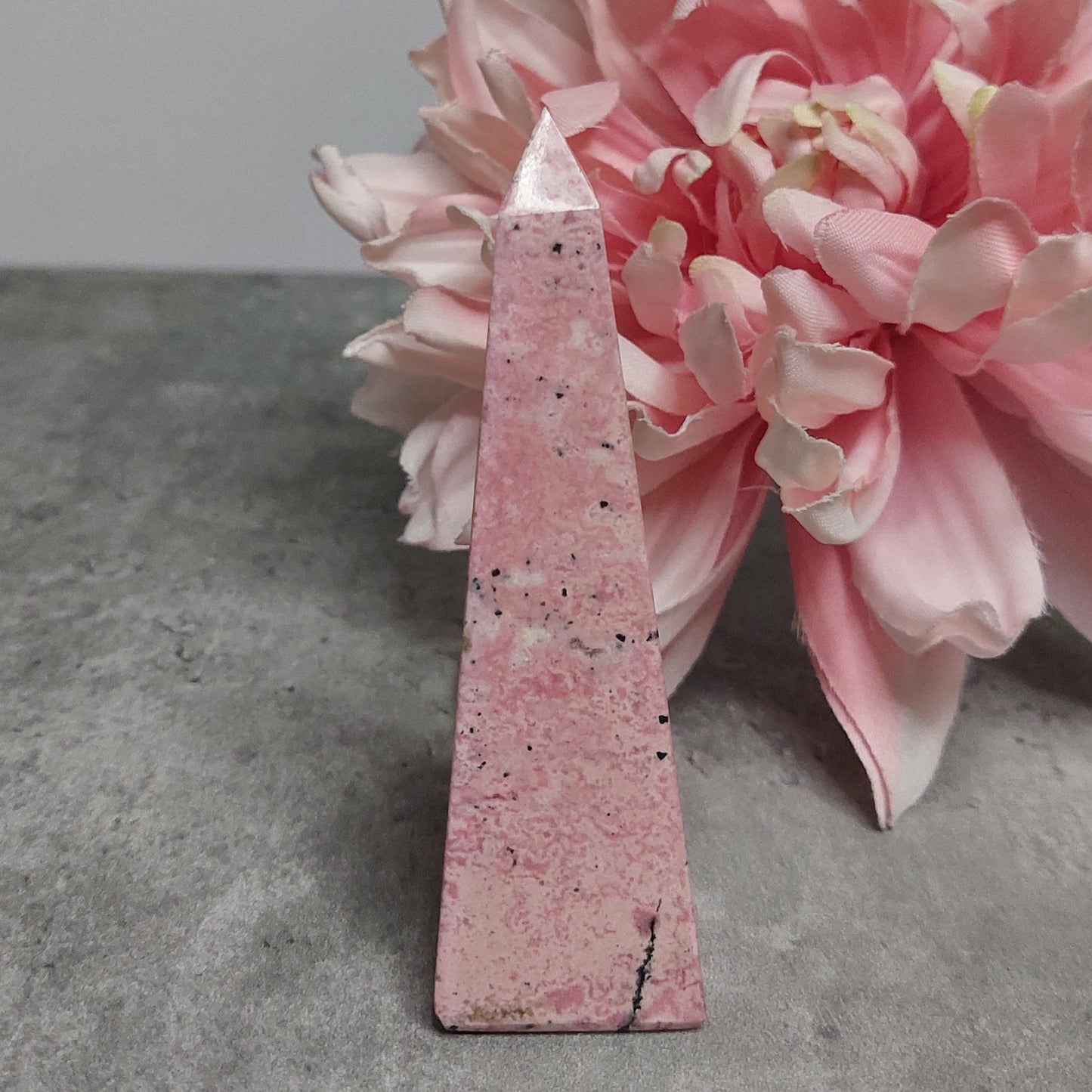 Perun rodoniitti torni