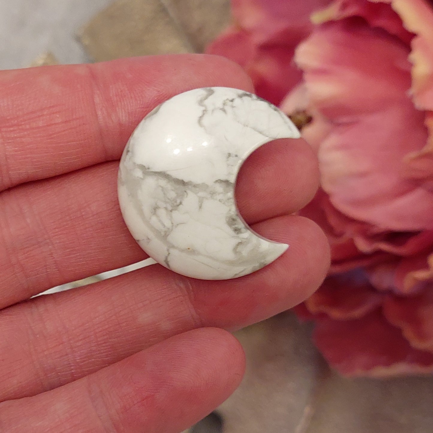 Minikuu howliitti (C3.4)