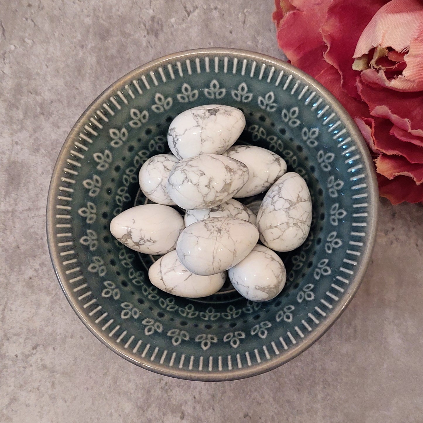 Minimuna, howliitti (C4.2)