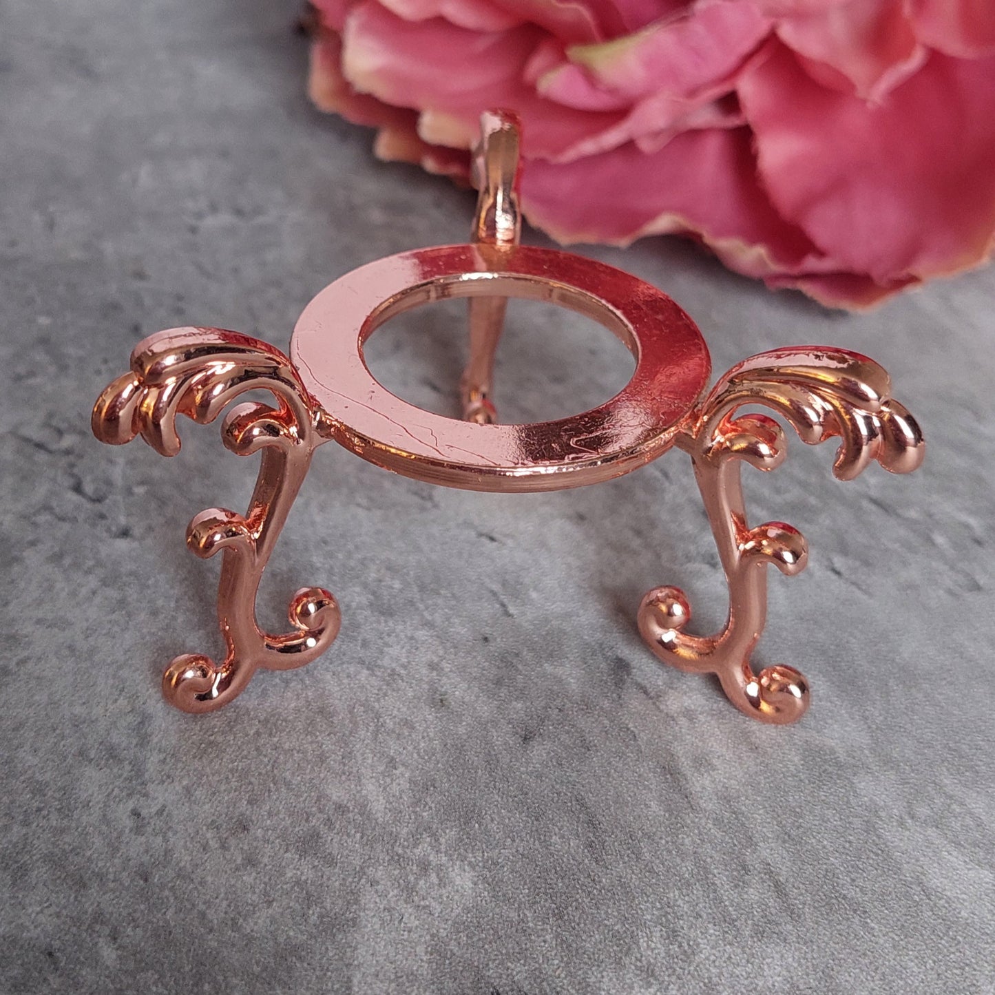 Teline, krumeluuri jalat, iso (B10)