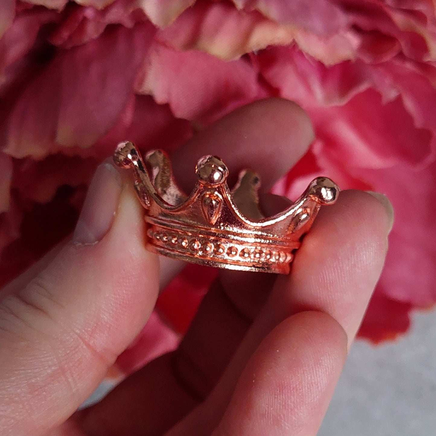 Teline, kruunu keskikokoinen