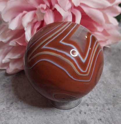 Pallo, punainen akaatti 6cm