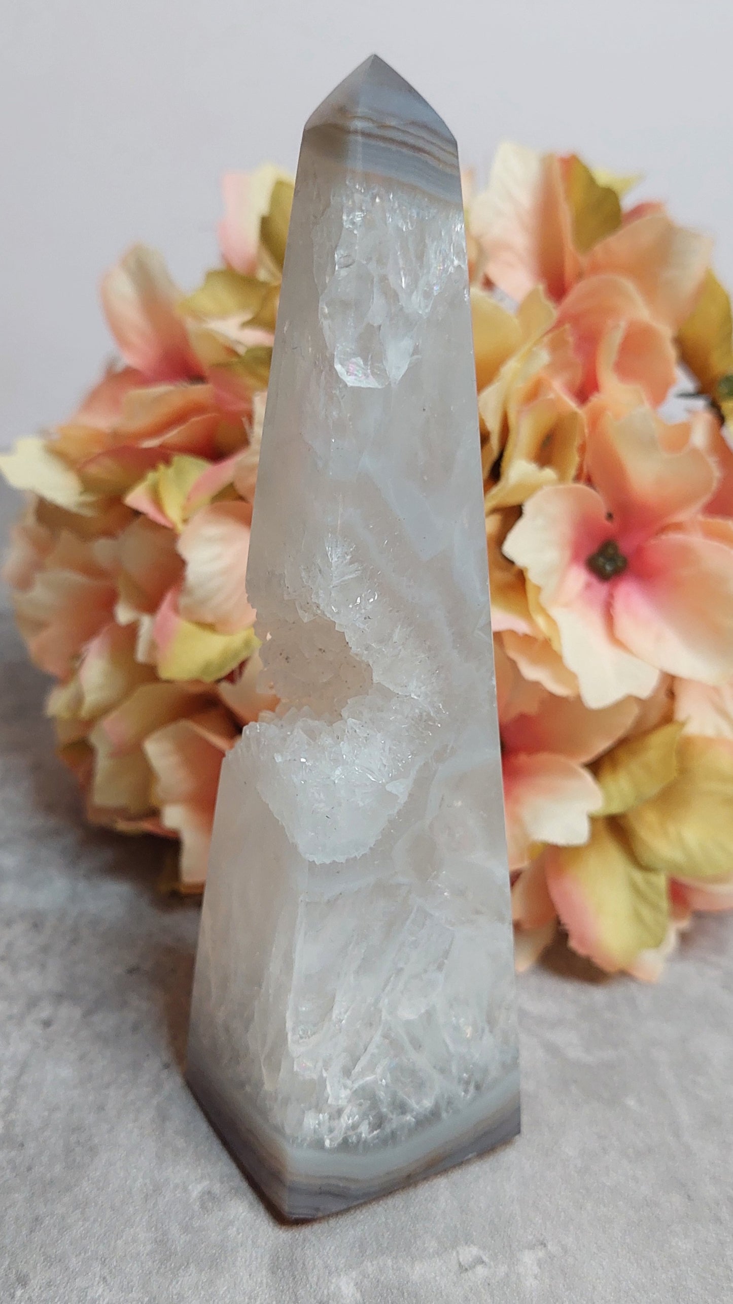 Obeliski, akaatti Brasilia 12cm