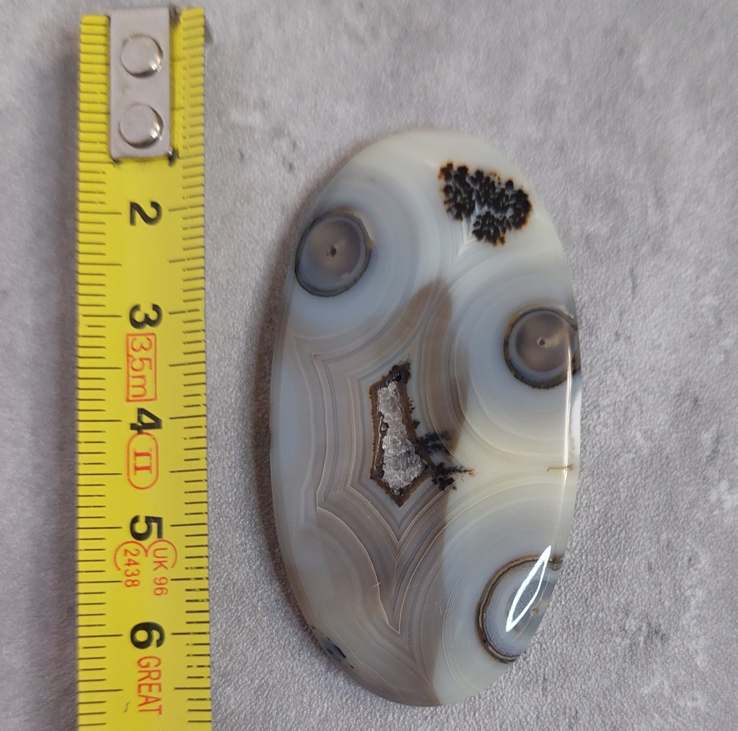 Kapussi, dentriittinen akaatti 57x30x6mm