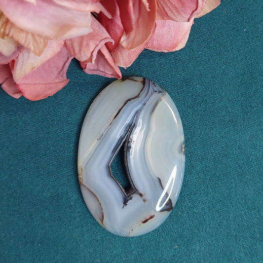 Kapussi, dentriittinen akaatti 49x33x4mm