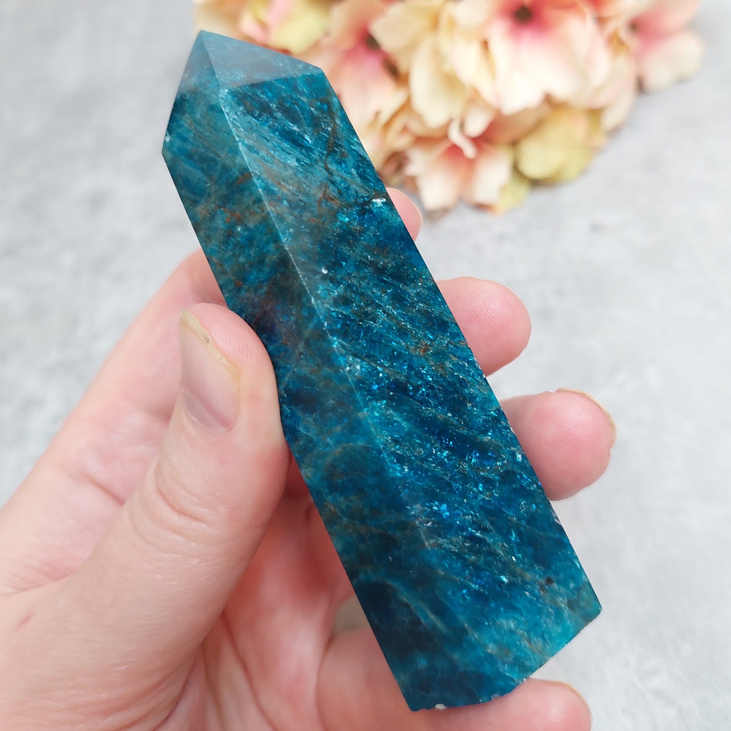Torni, apatiitti 10cm
