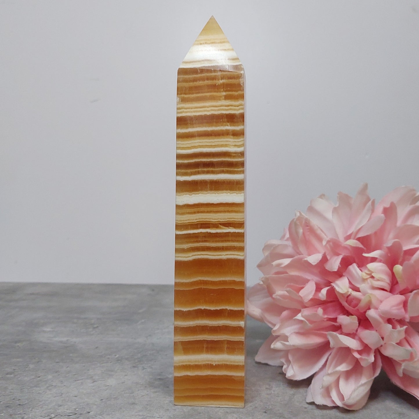 Torni, appelsiinikalsiitti 21,5cm