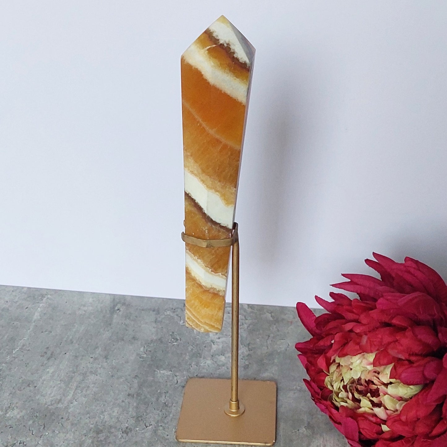 Appelsiinikalsiitti wand