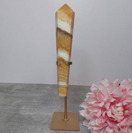 Appelsiinikalsiitti wand
