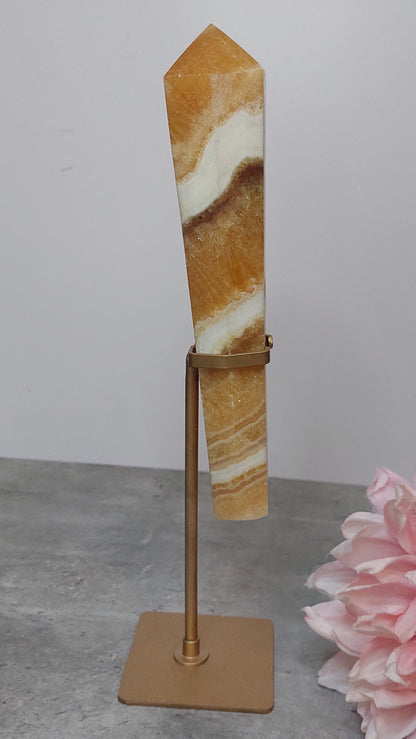 Appelsiinikalsiitti wand