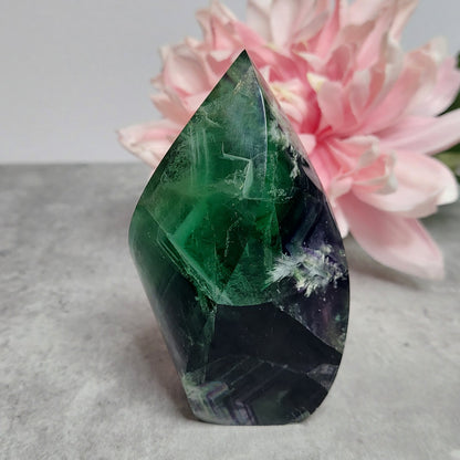 Liekki, lumihiutalefluoriitti 10,5cm