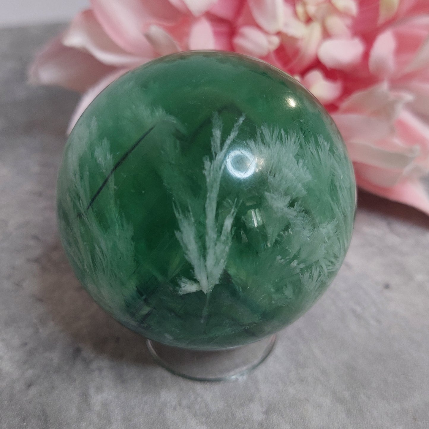 Pallo, lumihiutale fluoriitti 6,2cm