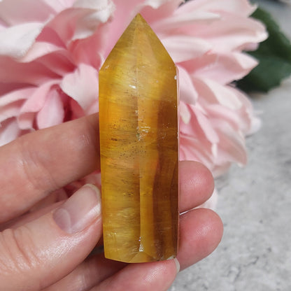 Torni, keltainen fluoriitti 6,5cm