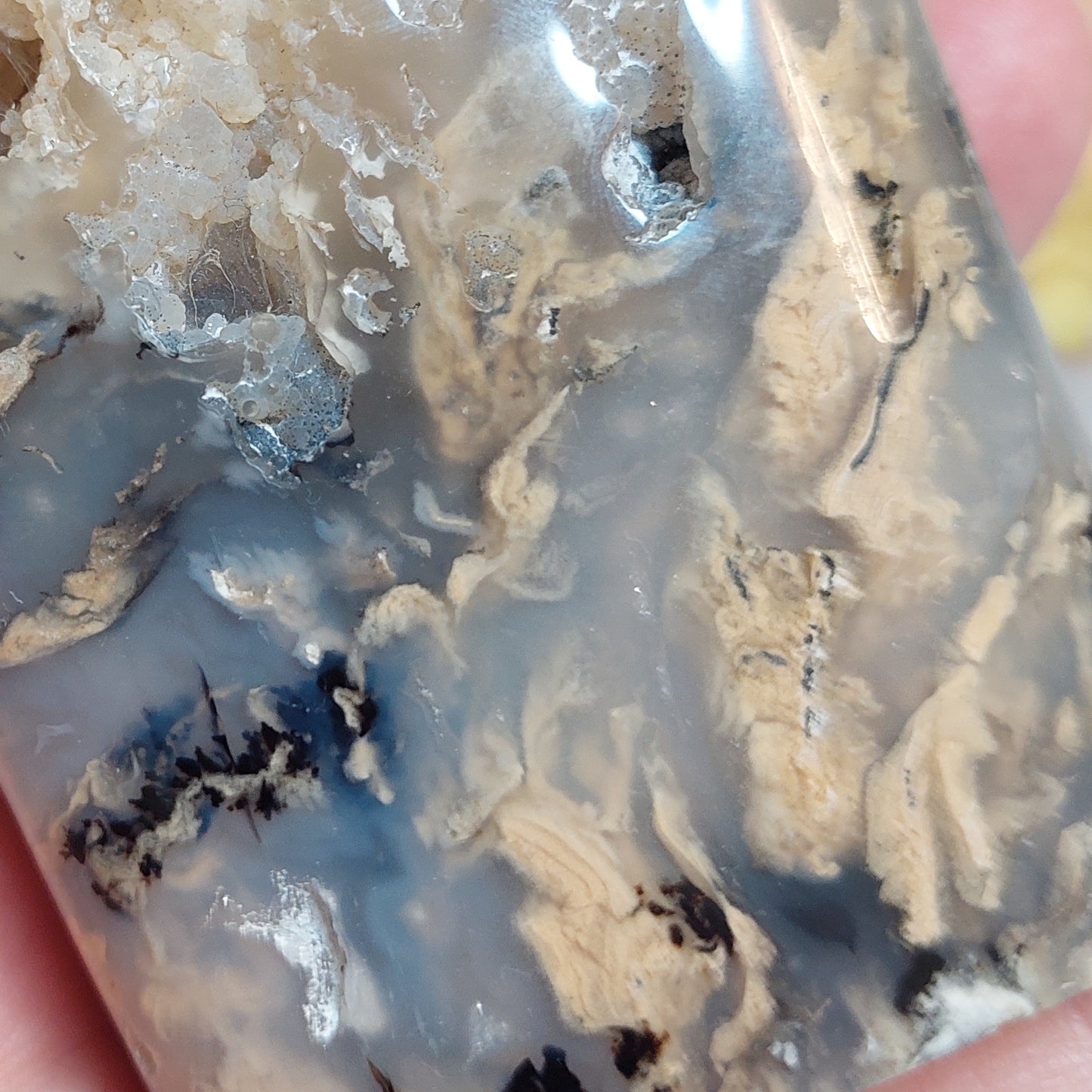 Freeform, Dentriittinen akaatti Indonesia