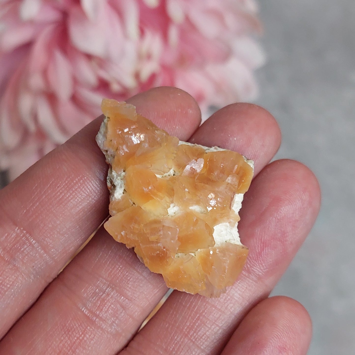 MINI Oranssi heulandite moderniitissa