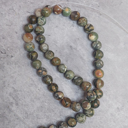 Helmiä 8mm, rainforest jasper 38cm nauha