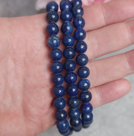 Helmiä 8mm, lapis lazuli (värjätty) 38cm nauha