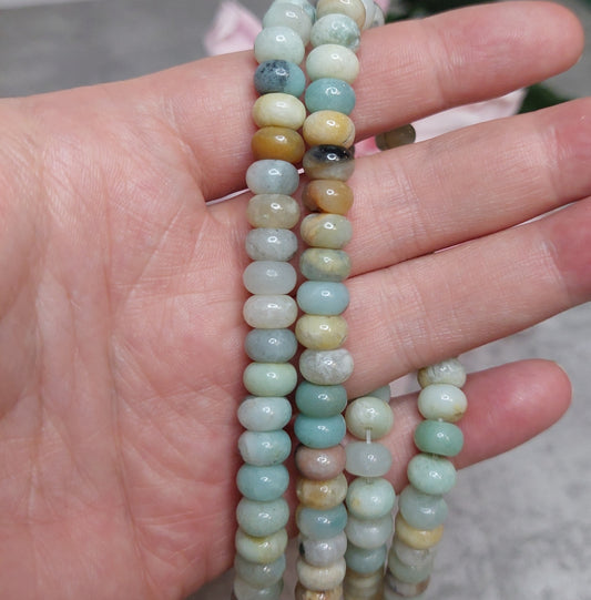 Helmiä abacus 8mm, karibiankalsiitti 38cm nauha
