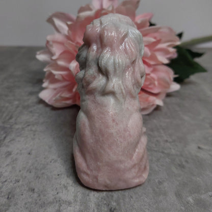 Leijona, vaaleanpunainen opaali 10cm