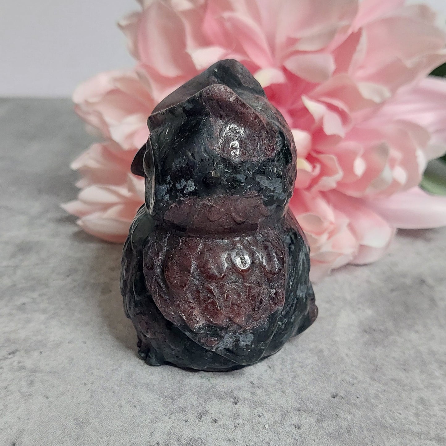 Pöllö, garnet/fireworks jasper  8cm