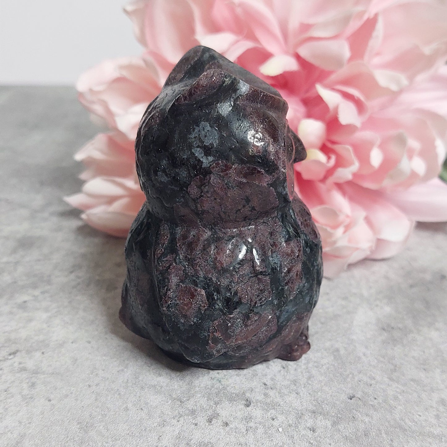 Pöllö, garnet/fireworks jasper  8cm