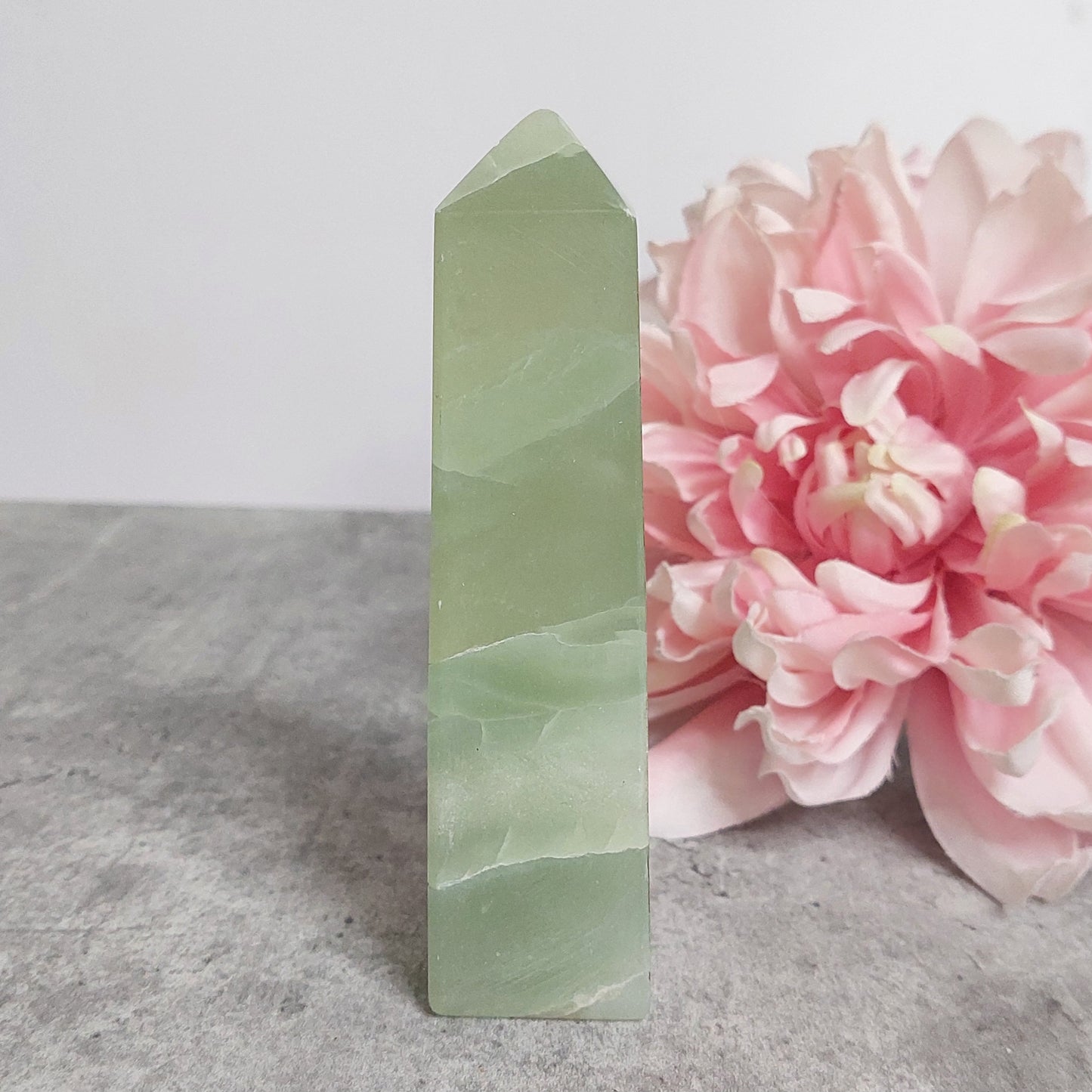 Torni, Jadekalsiitti 12cm