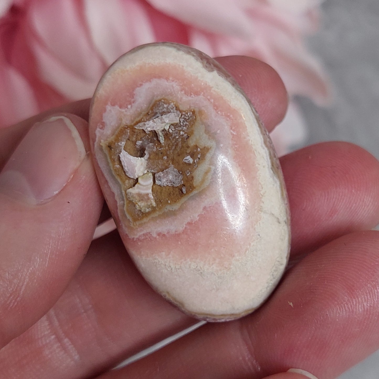 Minikämmenkivi, rodocrosiitti