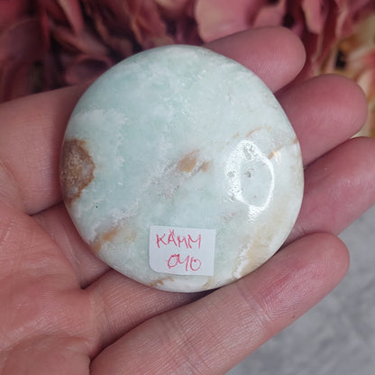 Kämmenkivi, nappi karibiankalsiitti