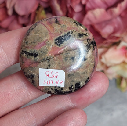 Kämmenkivi, nappi rodoniitti