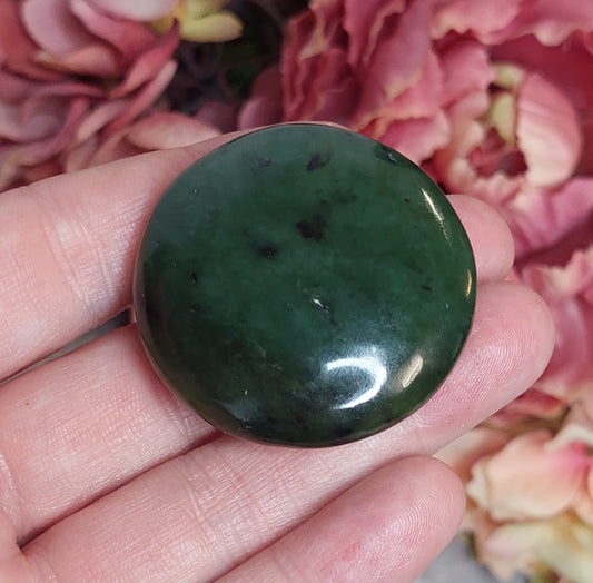 Kämmenkivi, nappi nephriitti