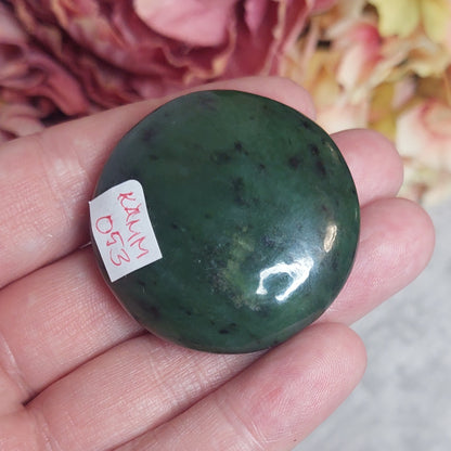 Kämmenkivi, nappi nephriitti