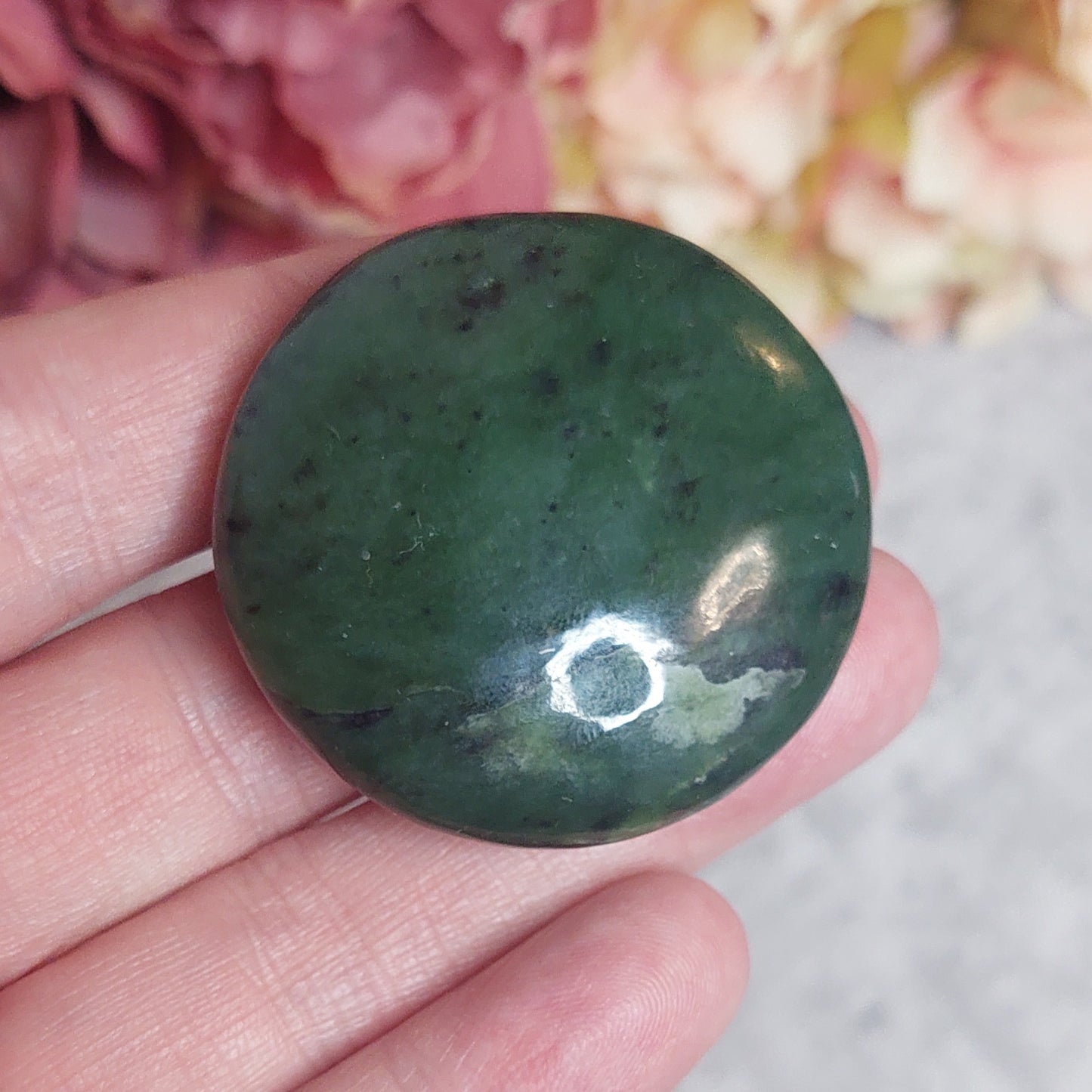 Kämmenkivi, nappi nephriitti