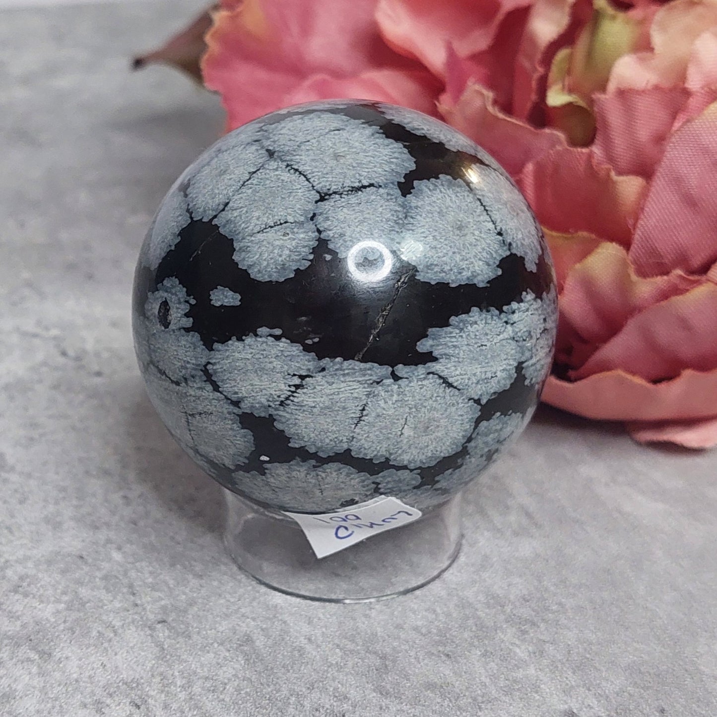 Pallo, lumihiutaleobsidiaani 5cm