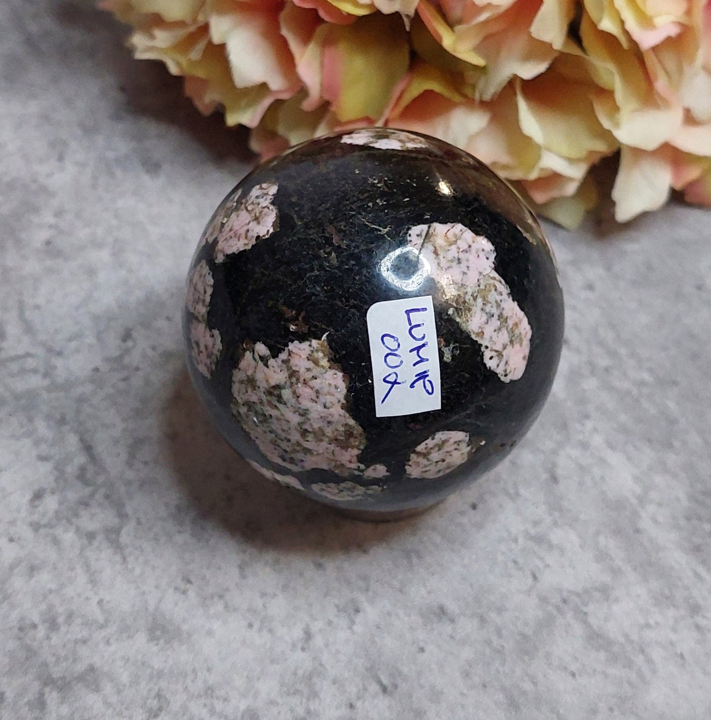 Pallo, lumihiutalerodoniitti 5,7cm