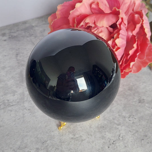 Pallo, obsidiaani 10cm