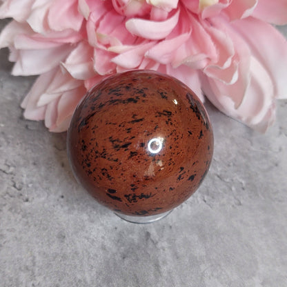 Pallo, mahonkiobsidiaani 5cm