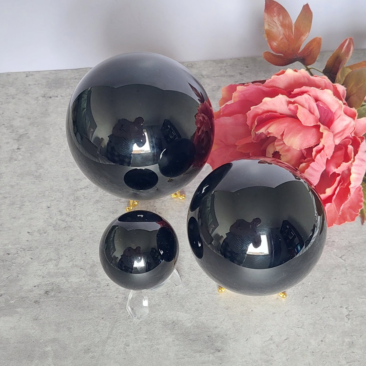 Pallo, obsidiaani 10cm