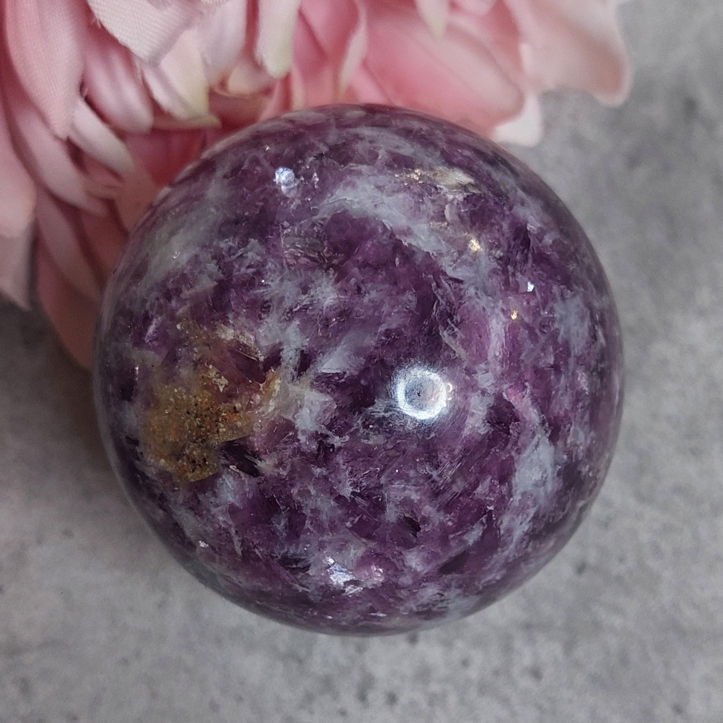 Pallo, lepidoliitti 6,2cm