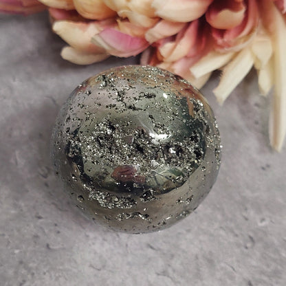 Pallo, pyriitti 5,5cm