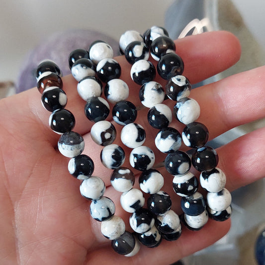 Rannekoru 8mm orka-akaatti