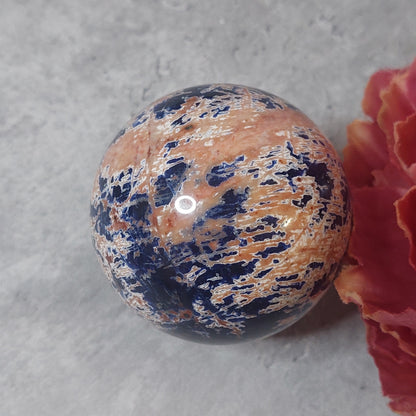 Pallo, sodaliitti 6cm
